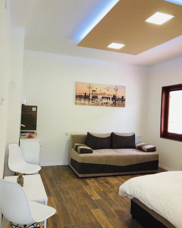 Apartmani Sarovic Tjentiste Zewnętrze zdjęcie