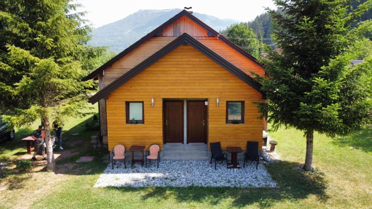 Apartmani Sarovic Tjentiste Zewnętrze zdjęcie